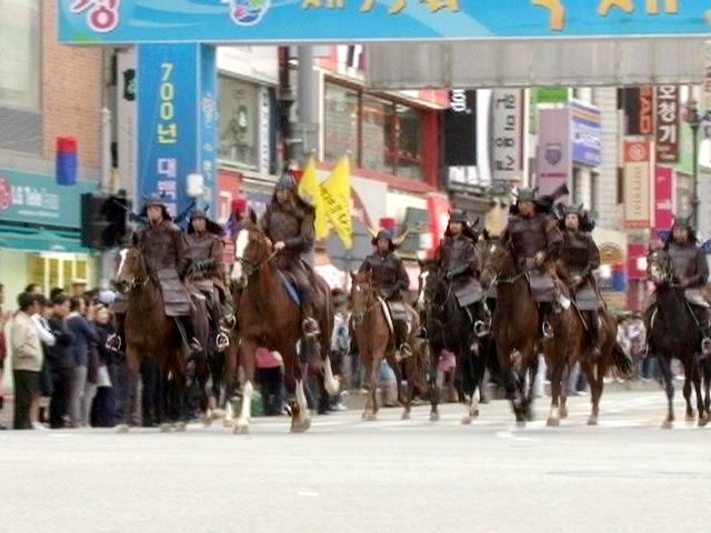 전국 3대 축제의 하나 백제문화제 썸네일 이미지